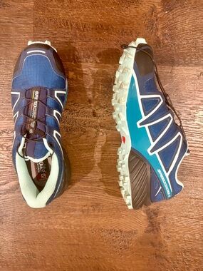 Salomon Women's Navy Athletic Sneakers with Mint Interior